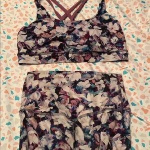 Lululemon Sports Bra + Leggings Set
